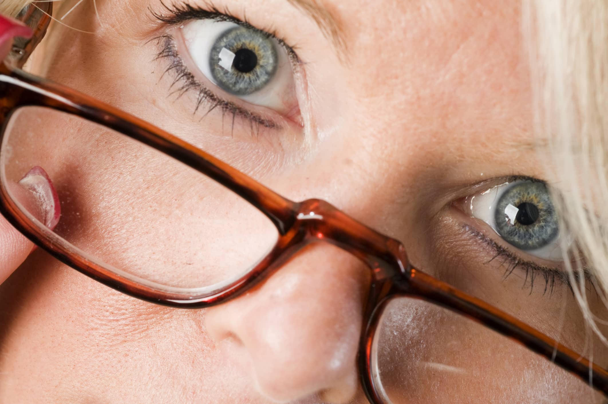 four-common-eye-problems-slow-aging-healthy-living-healthy-aging